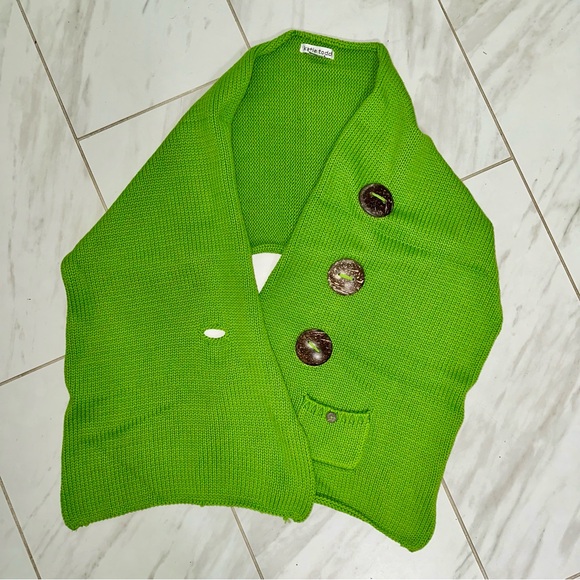 Katie Todd Neon Green Knit Shrug Wrap Scarf w/ Pockets & Wood Buttons One Size - Picture 4 of 6